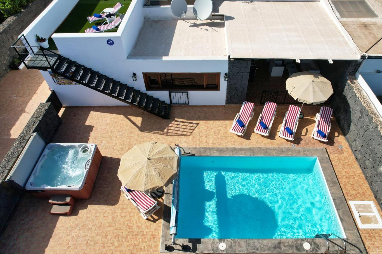 Villa Aurelia-Pool, Jacuzzi And Solarium Playa Blanca  Ngoại thất bức ảnh