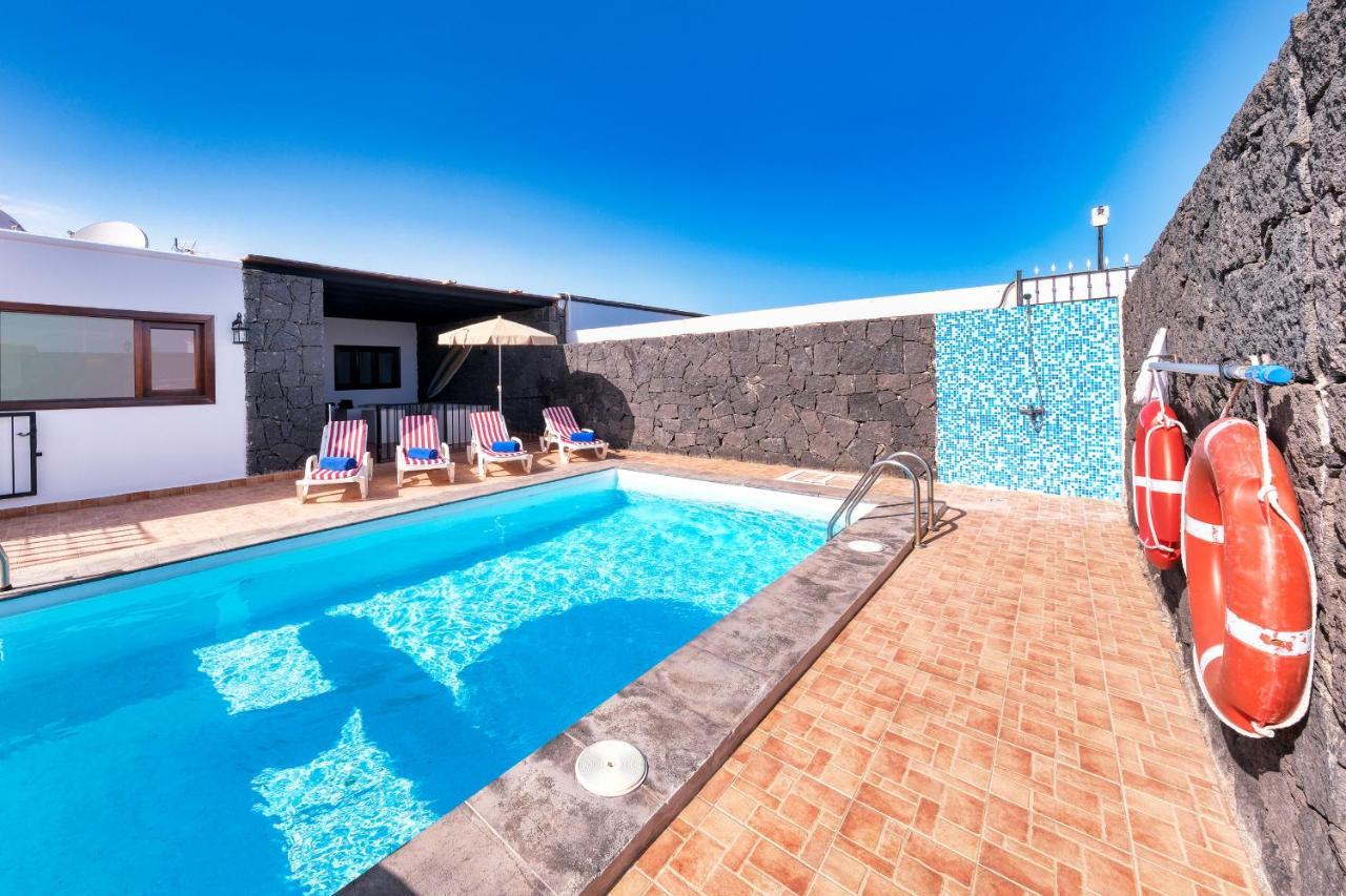 Villa Aurelia-Pool, Jacuzzi And Solarium Playa Blanca  Ngoại thất bức ảnh